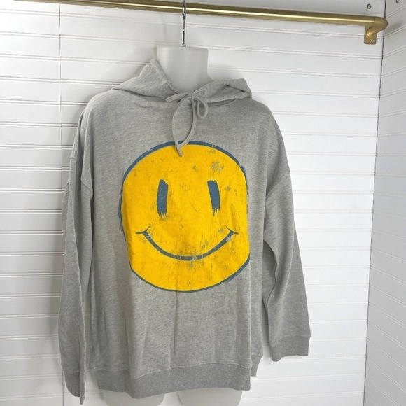 Vintage Canvas Tops - NEW Vintage Canvas Smiley Face Vintage-Print Graphic Hoodie Large